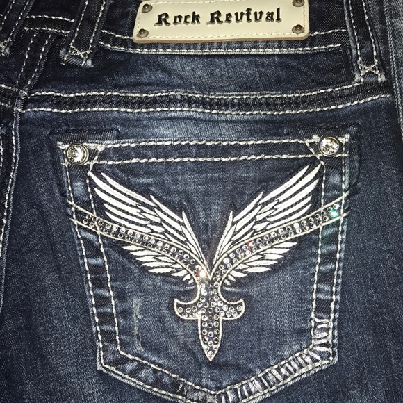 Rock Revival Skinny jeans run small - Picture 3 of 5